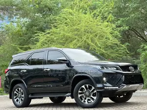 Toyota Fortuner 2.8 D AWD 2023 Black