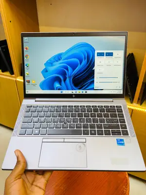 Laptop HP ZBook Firefly 14 G7 8GB Intel Core i5 SSD 256GB