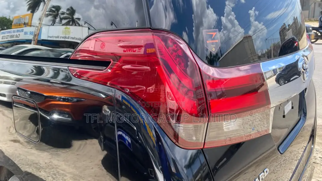 Toyota Alphard 2.5 Petrol AWD 2016 Black