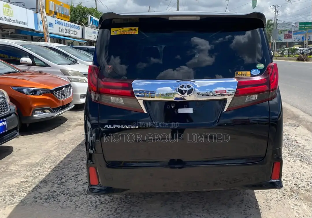 Toyota Alphard 2.5 Petrol AWD 2016 Black