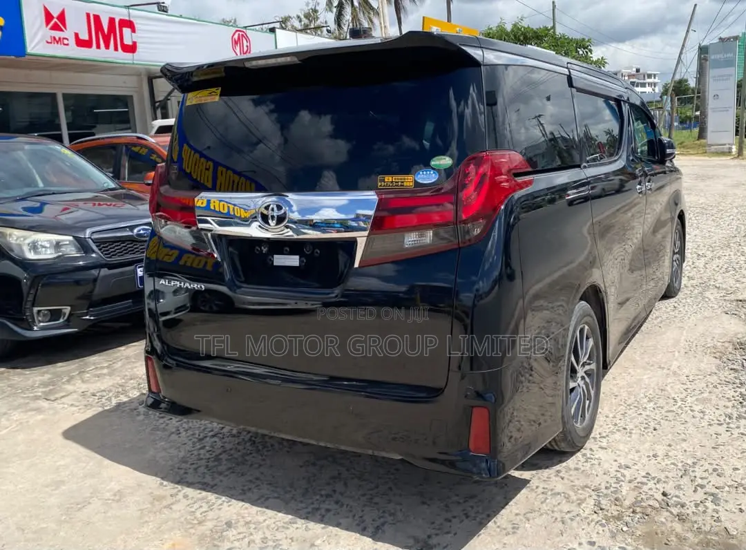 Toyota Alphard 2.5 Petrol AWD 2016 Black