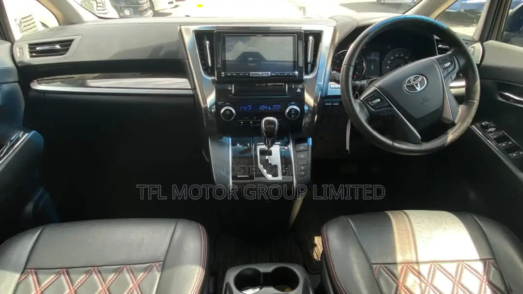 Toyota Alphard 2.5 Petrol AWD 2016 Black