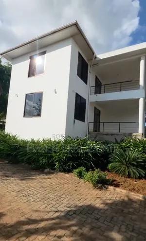 4bdrm House in Goba for sale