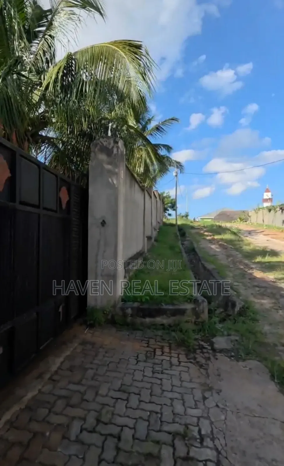 4bdrm House in Goba for sale
