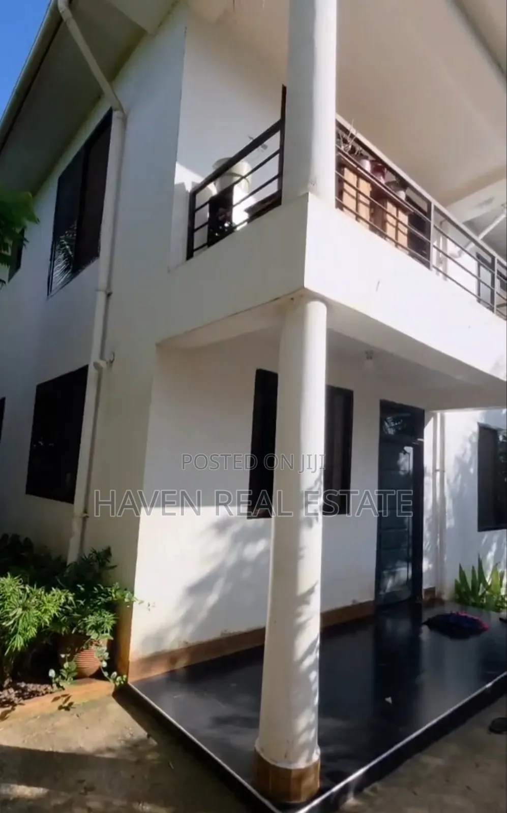 4bdrm House in Goba for sale