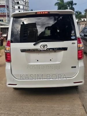 Toyota Noah 2008 White
