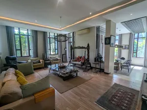 4bdrm Villa in Oyster Bay for rent