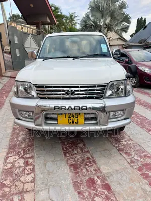 Toyota Land Cruiser Prado 2.7 16V 3dr 2001 Silver