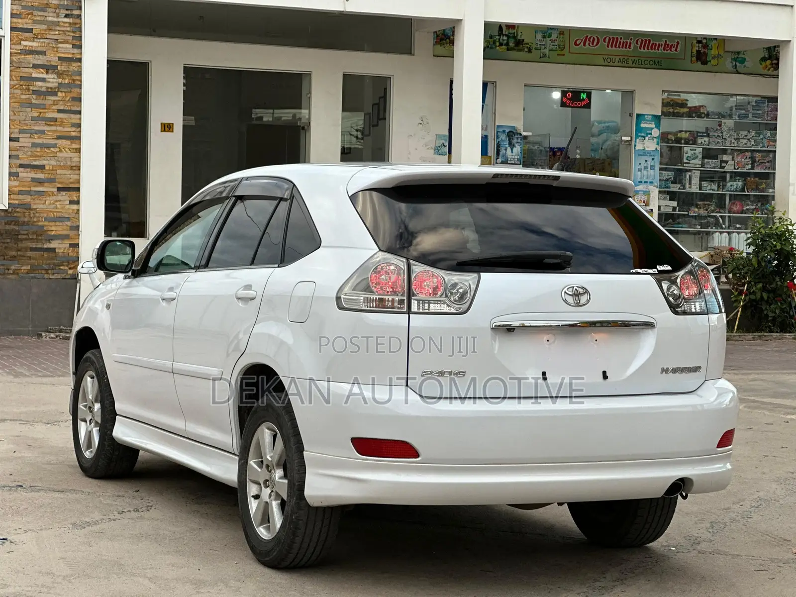 Toyota Harrier 240G 2007 White