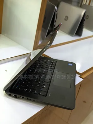 Laptop Dell Latitude 13 3380 8GB Intel Core i5 SSD 256GB