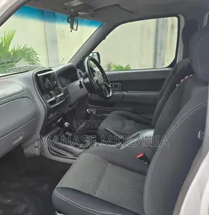 Nissan Hardbody 2019 White
