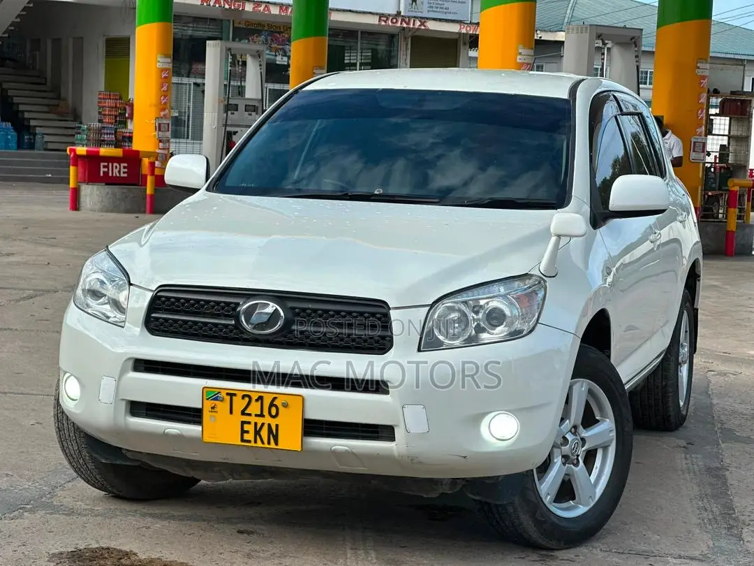Toyota RAV4 2009 White