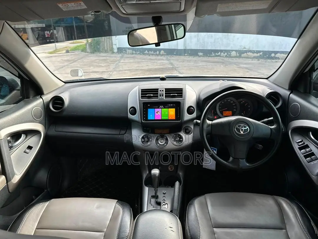Toyota RAV4 2009 White