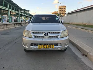 Toyota Hilux 2.5 Cab 2005 Silver