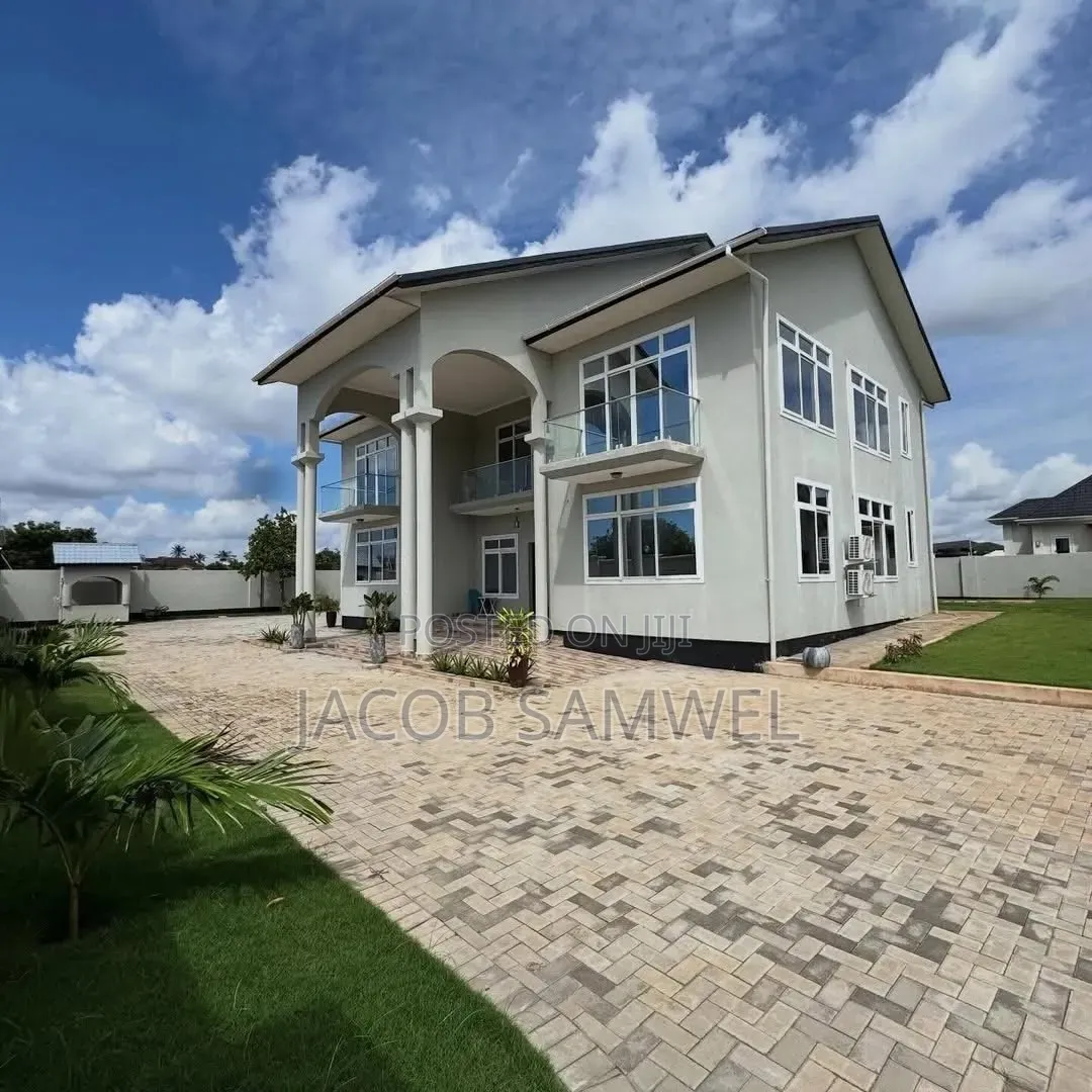 4bdrm House in Ununio Beach, Kinondoni for rent