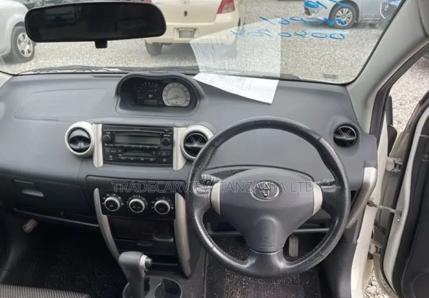 Toyota IST 2003 Pearl