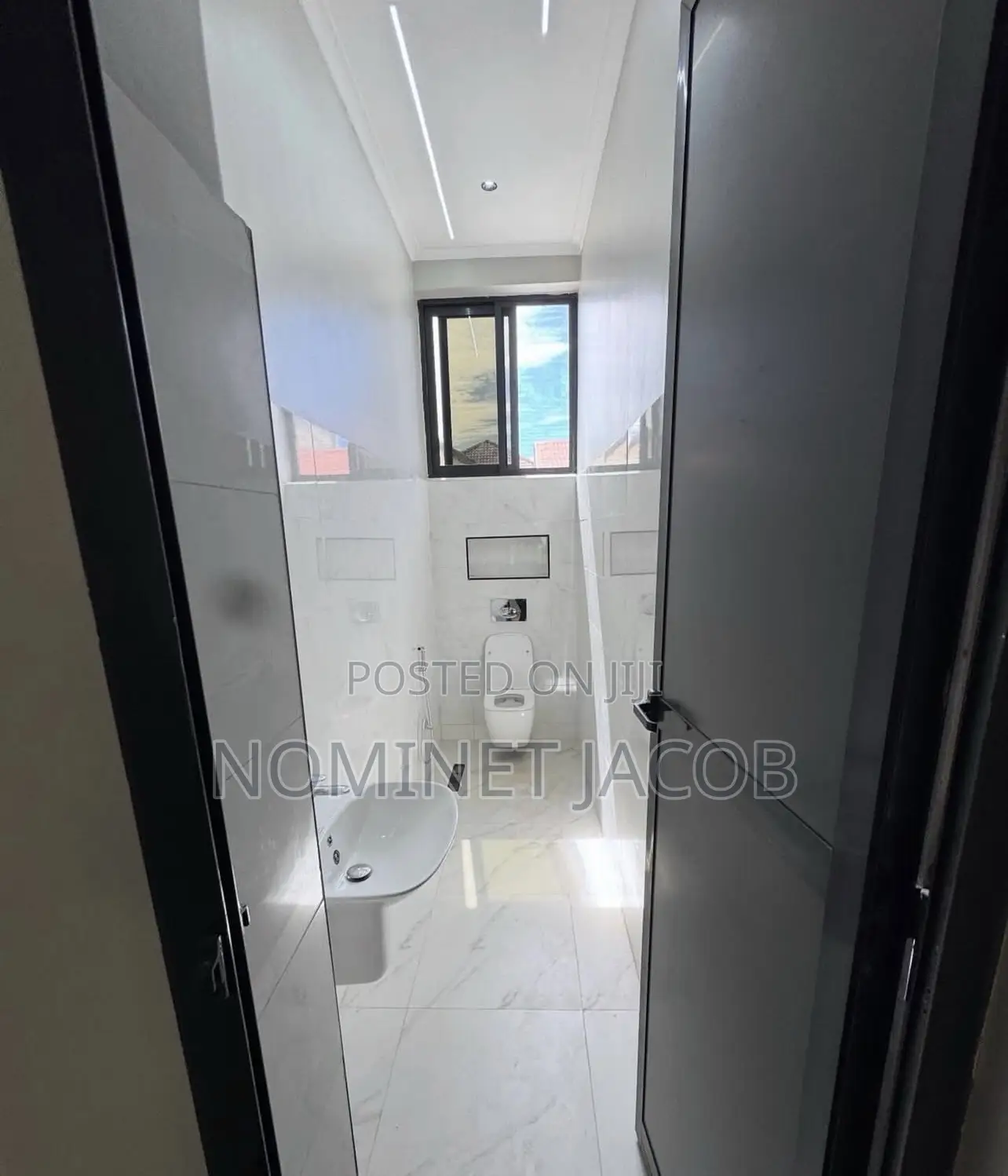6bdrm House in Mbweni Ushuwani for sale