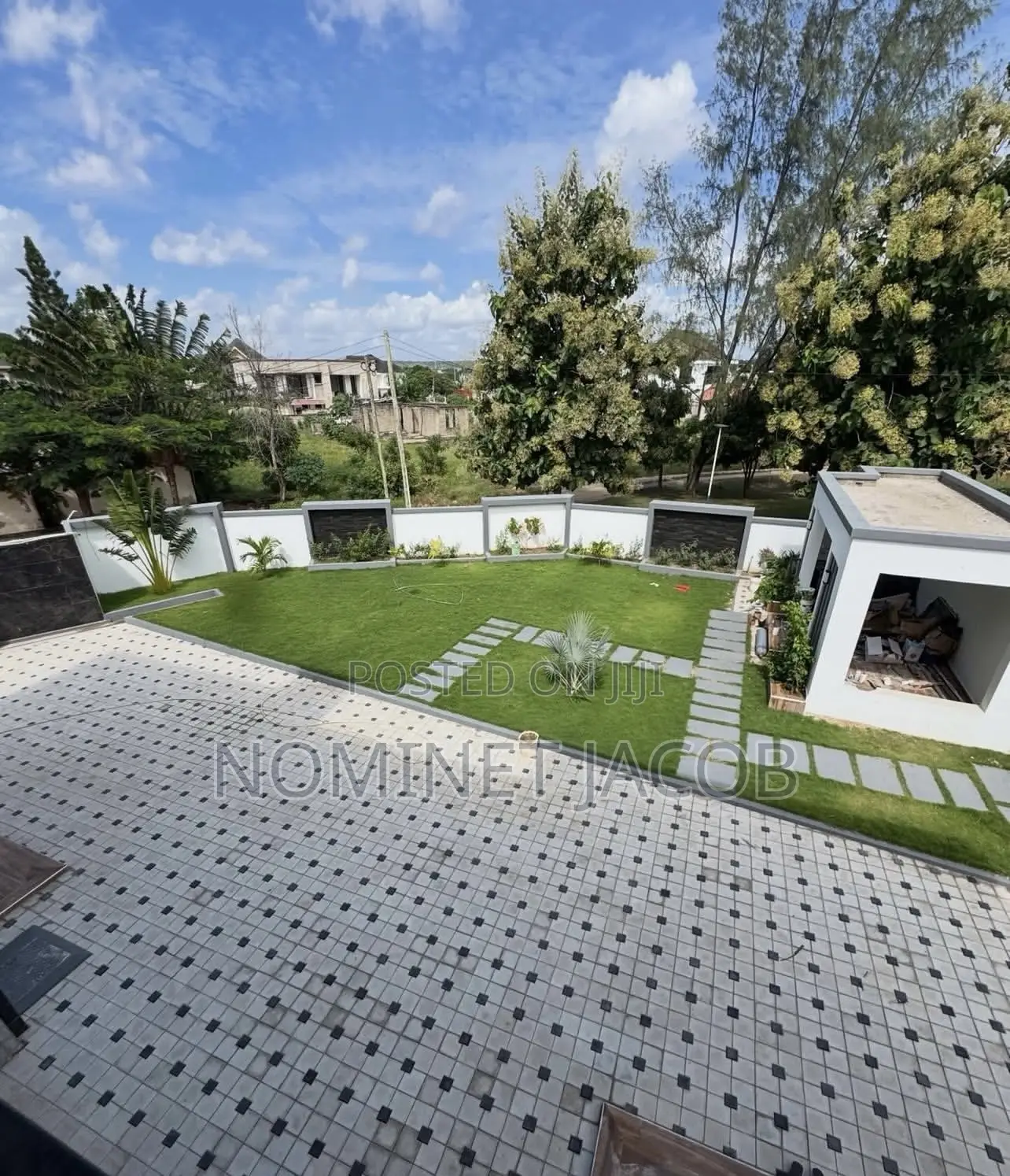 6bdrm House in Mbweni Ushuwani for sale