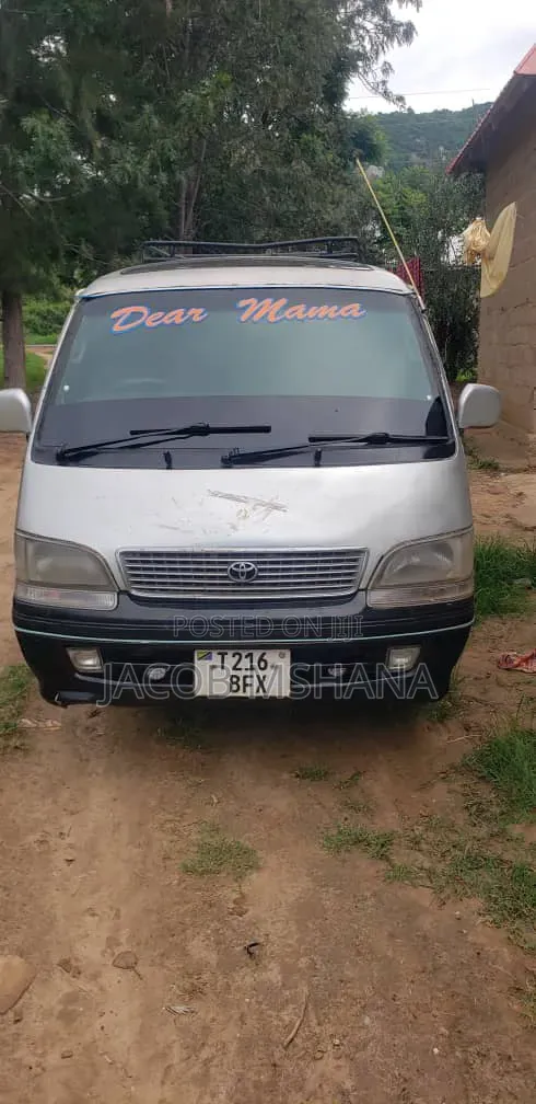 Toyota HiAce 1996 Gray