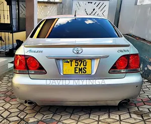 Toyota Crown 2006 Silver