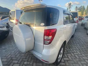 Toyota Rush 2008 Pearl