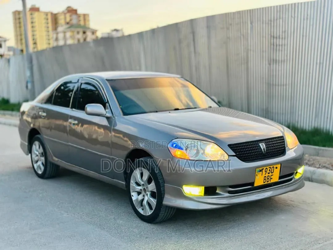 Toyota Mark II 2002 Gray