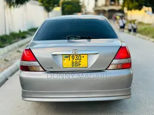 Toyota Mark II 2002 Gray