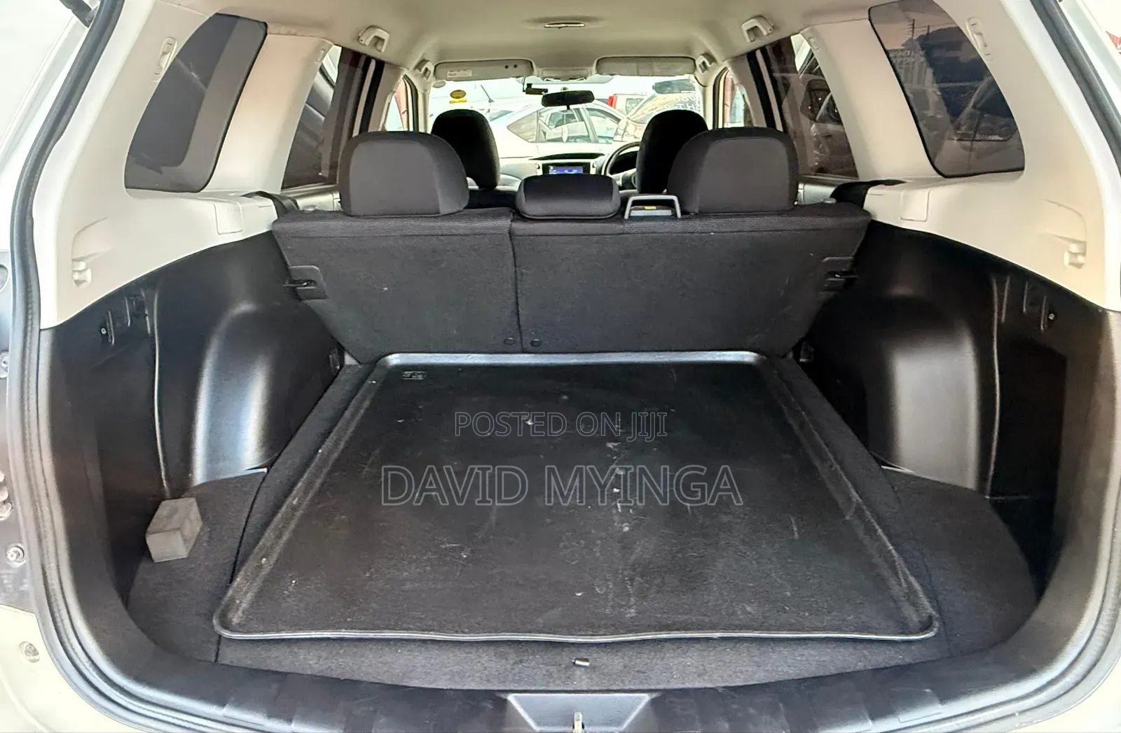 Subaru Forester 2010 Pearl