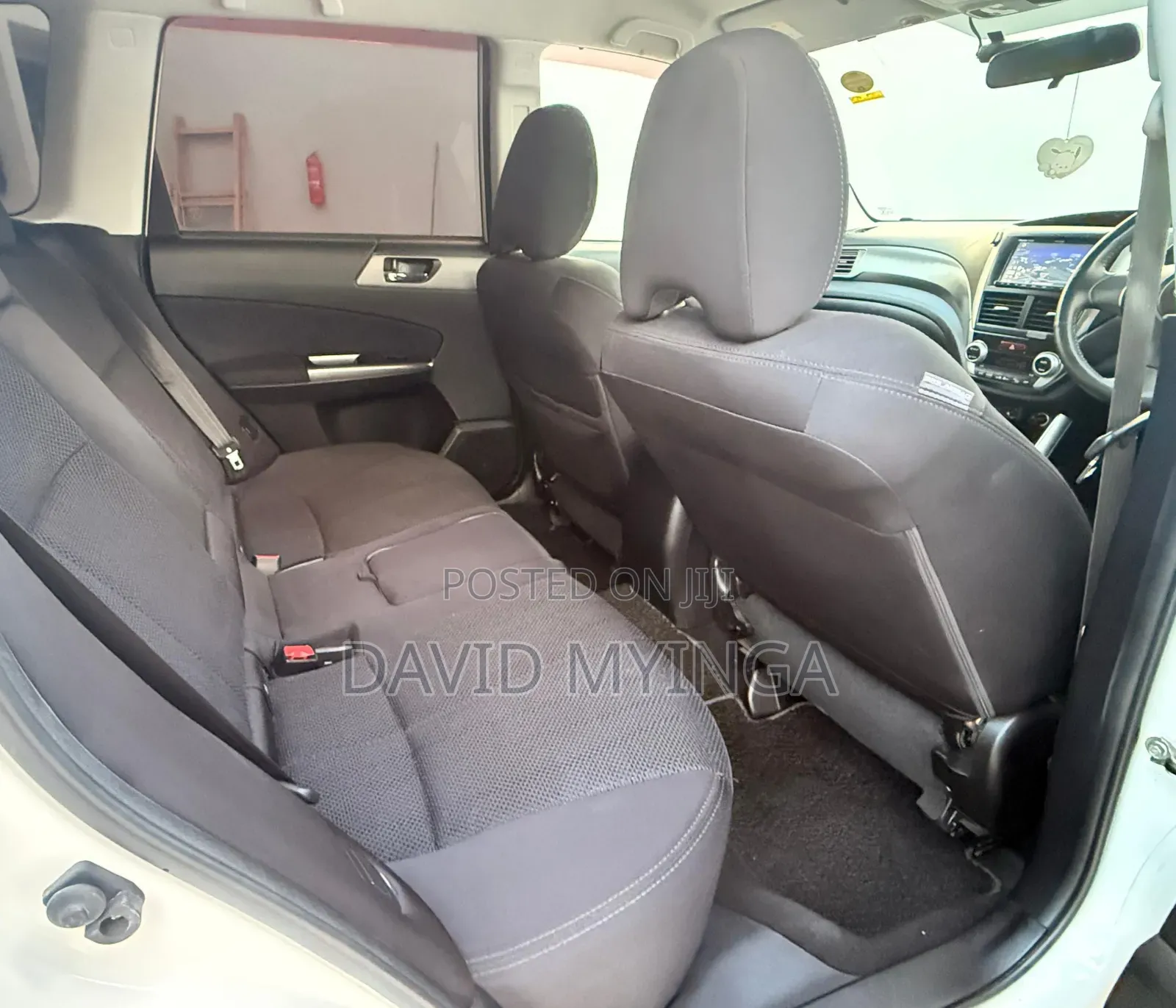 Subaru Forester 2010 Pearl