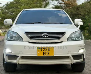 Toyota Harrier 2007 White