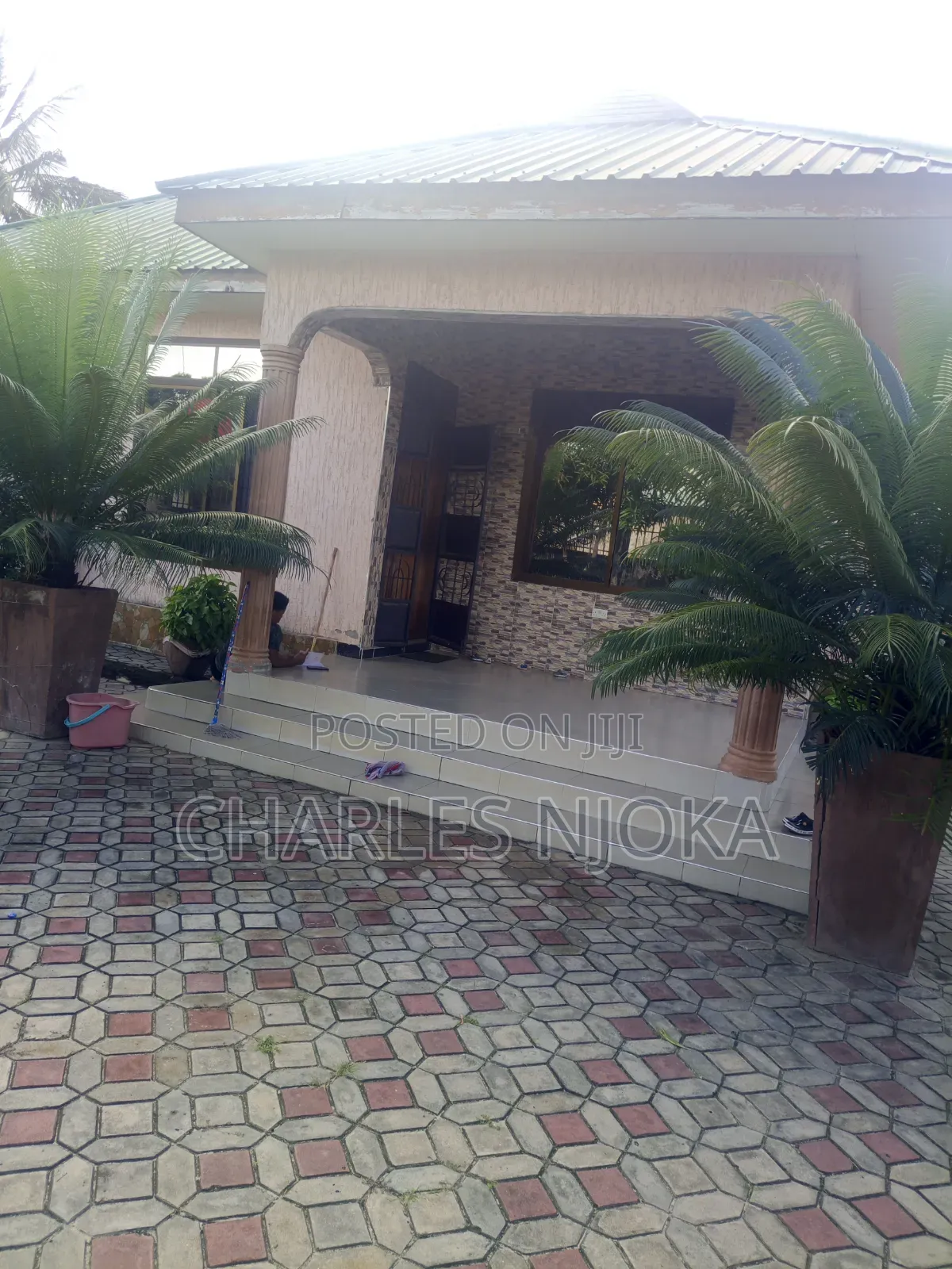 Furnished 5bdrm House in Mkolemba, Ilala for sale