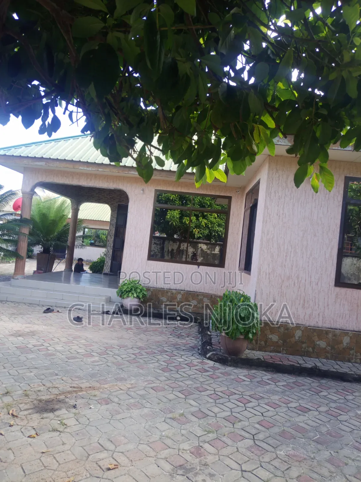 Furnished 5bdrm House in Mkolemba, Ilala for sale