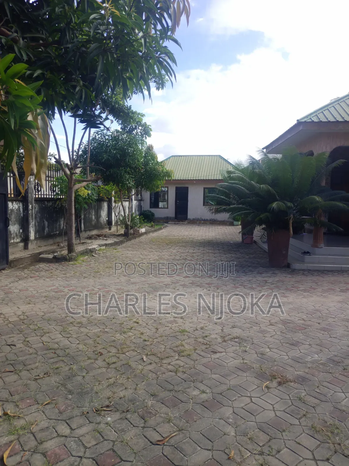 Furnished 5bdrm House in Mkolemba, Ilala for sale