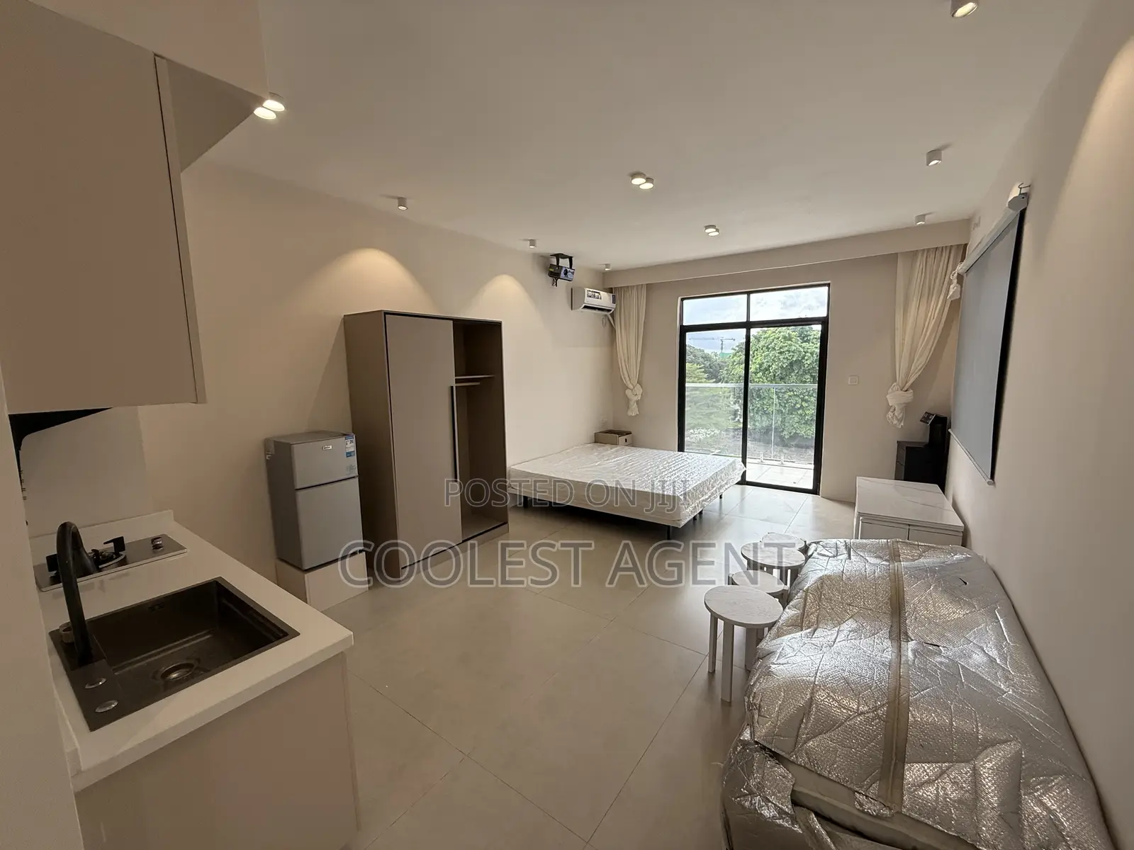 Furnished 1bdrm Apartment in Coolest Estate, Oyster Bay for rent