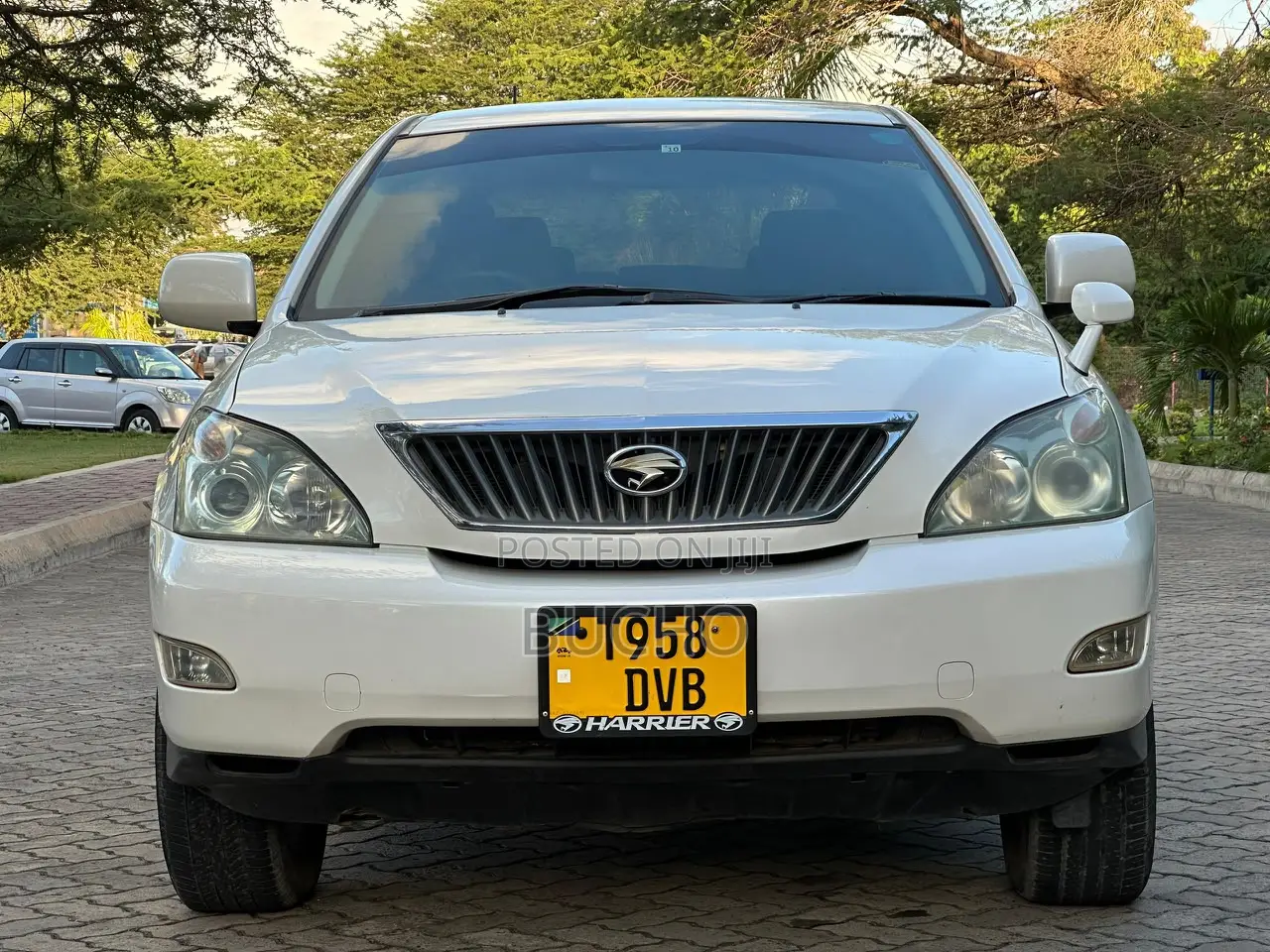 Toyota Harrier 2006 White