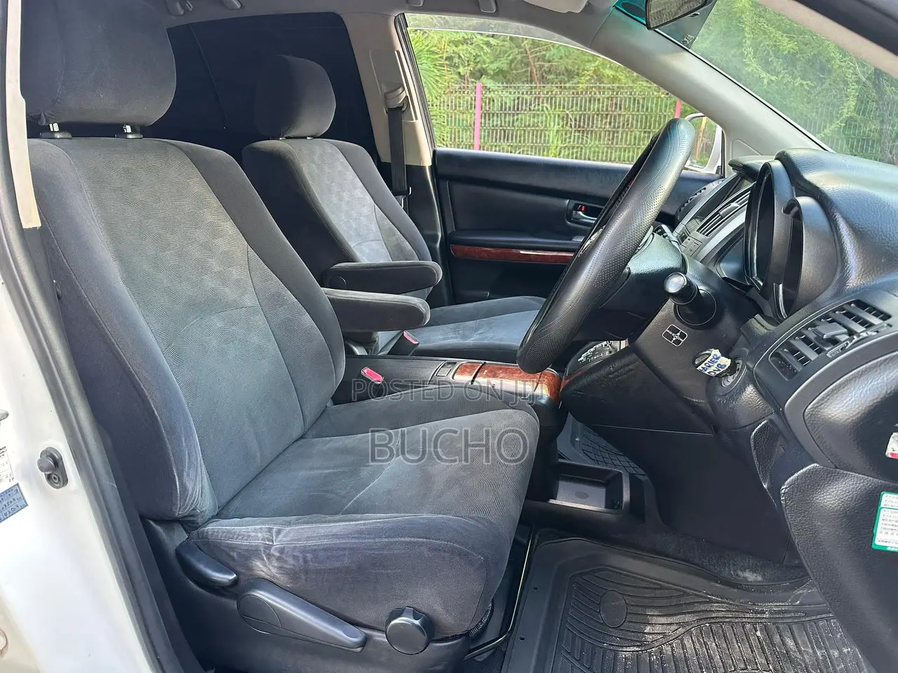 Toyota Harrier 2006 White