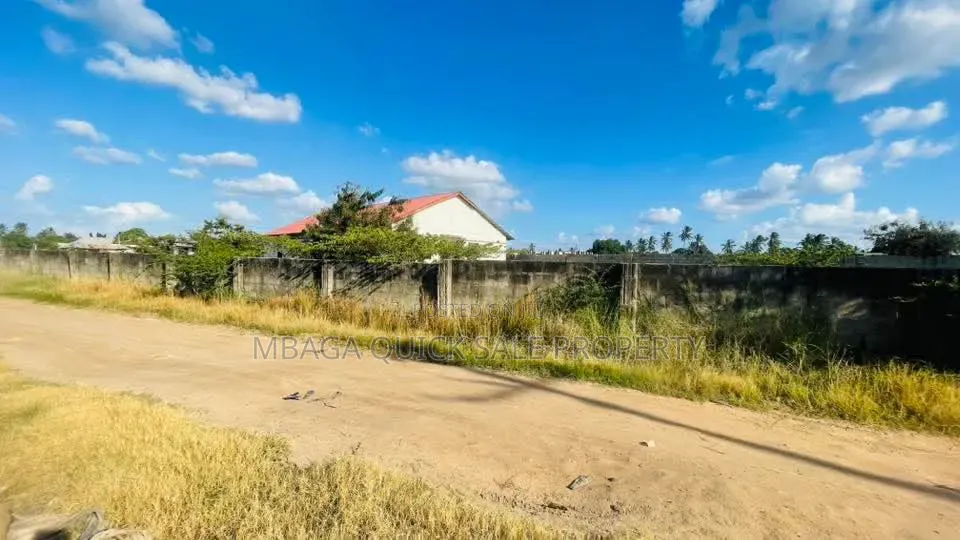 Prime Plot Area Size SQM 4047 for Sale at Boko Chama