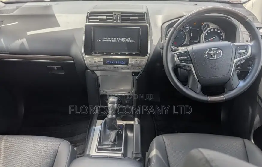 Toyota Land Cruiser Prado 2021 Black