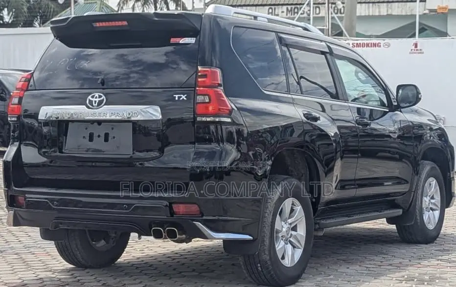 Toyota Land Cruiser Prado 2021 Black