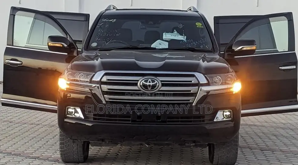 Toyota Land Cruiser Prado 2016 Black
