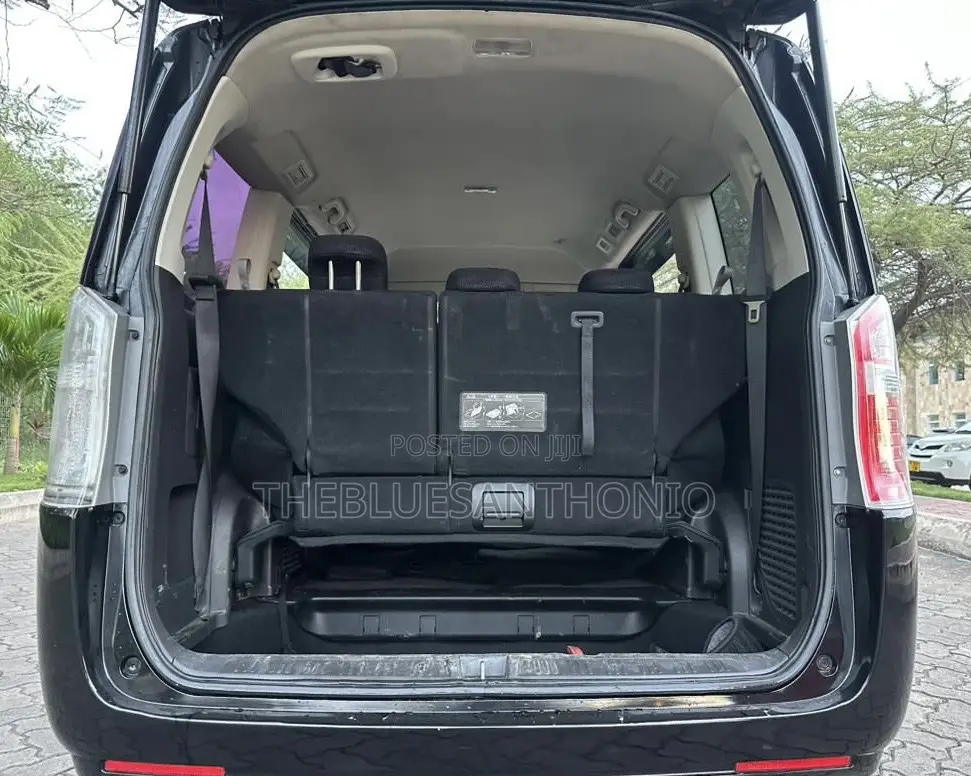 Honda Stepwgn 2012 Black