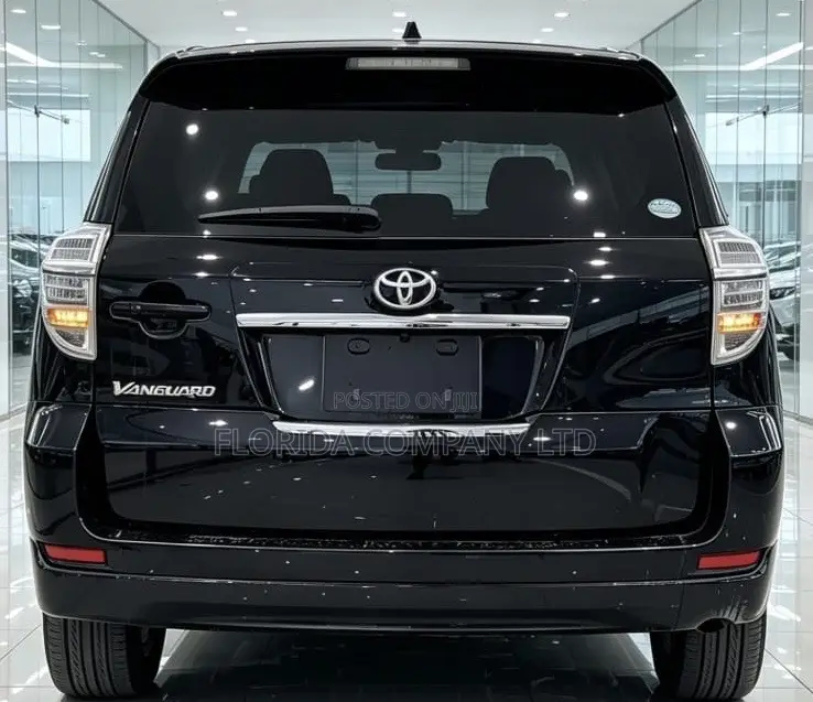 Toyota Vanguard 2013 Black