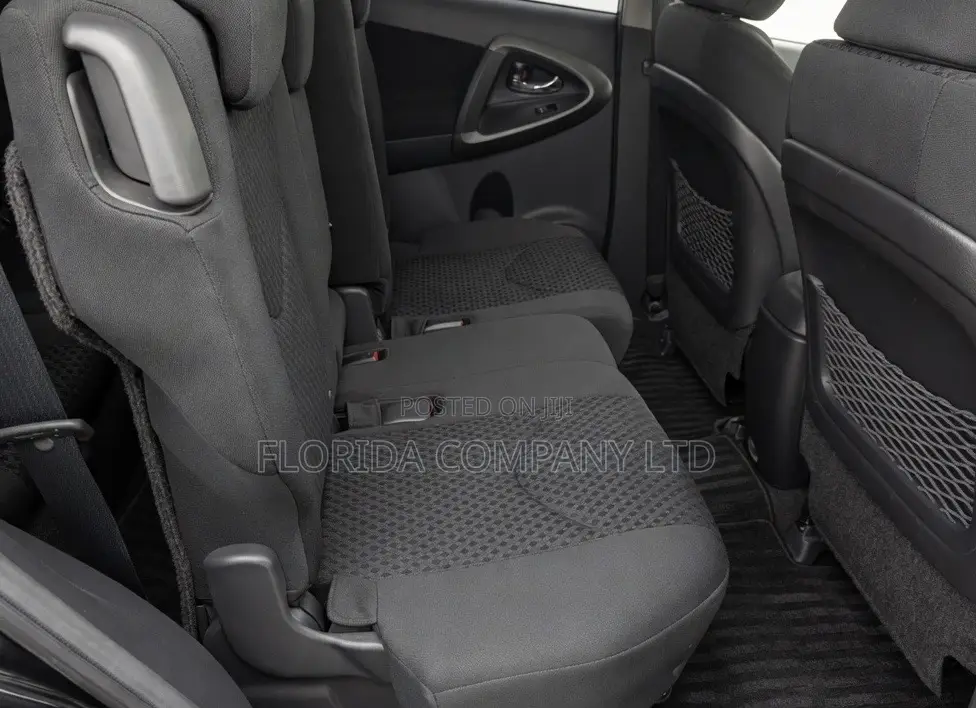 Toyota Vanguard 2013 Black