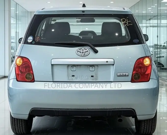 Toyota IST 2003 Blue