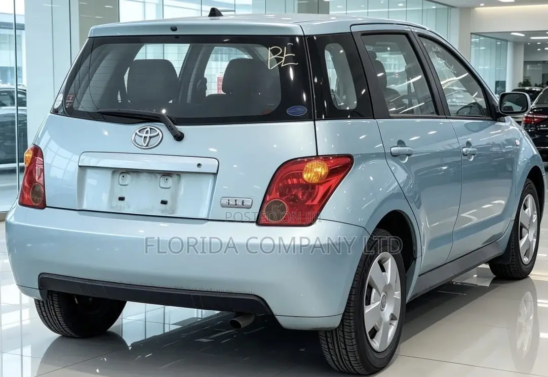 Toyota IST 2003 Blue