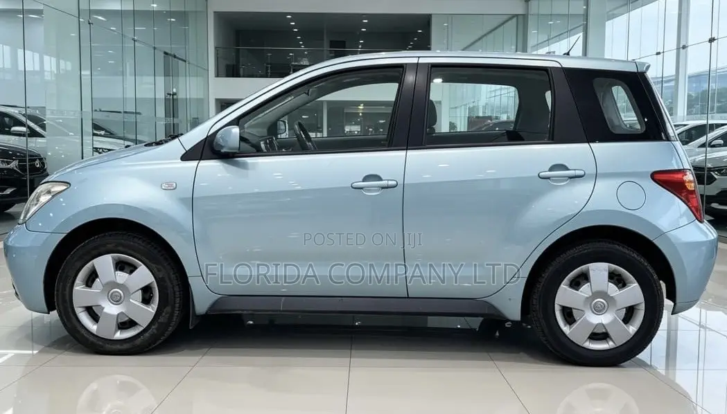 Toyota IST 2003 Blue