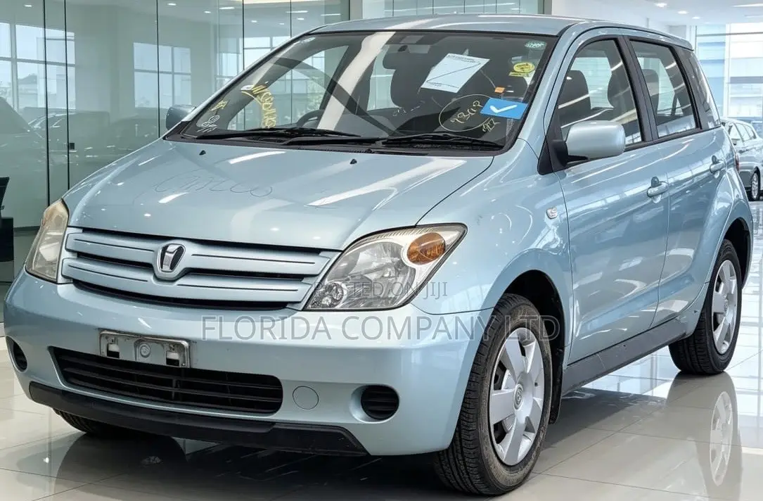 Toyota IST 2003 Blue