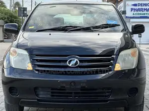 Toyota IST 2005 Black