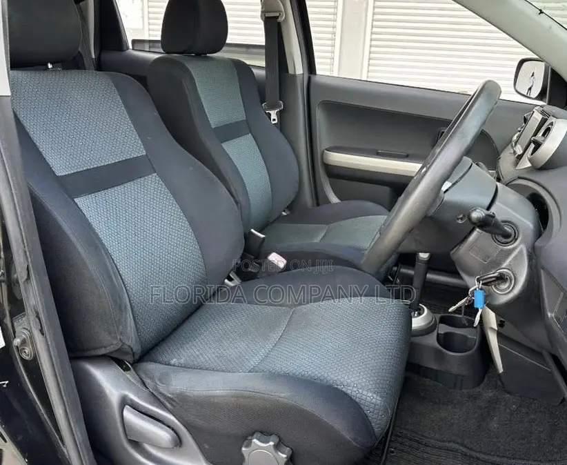 Toyota IST 2005 Black
