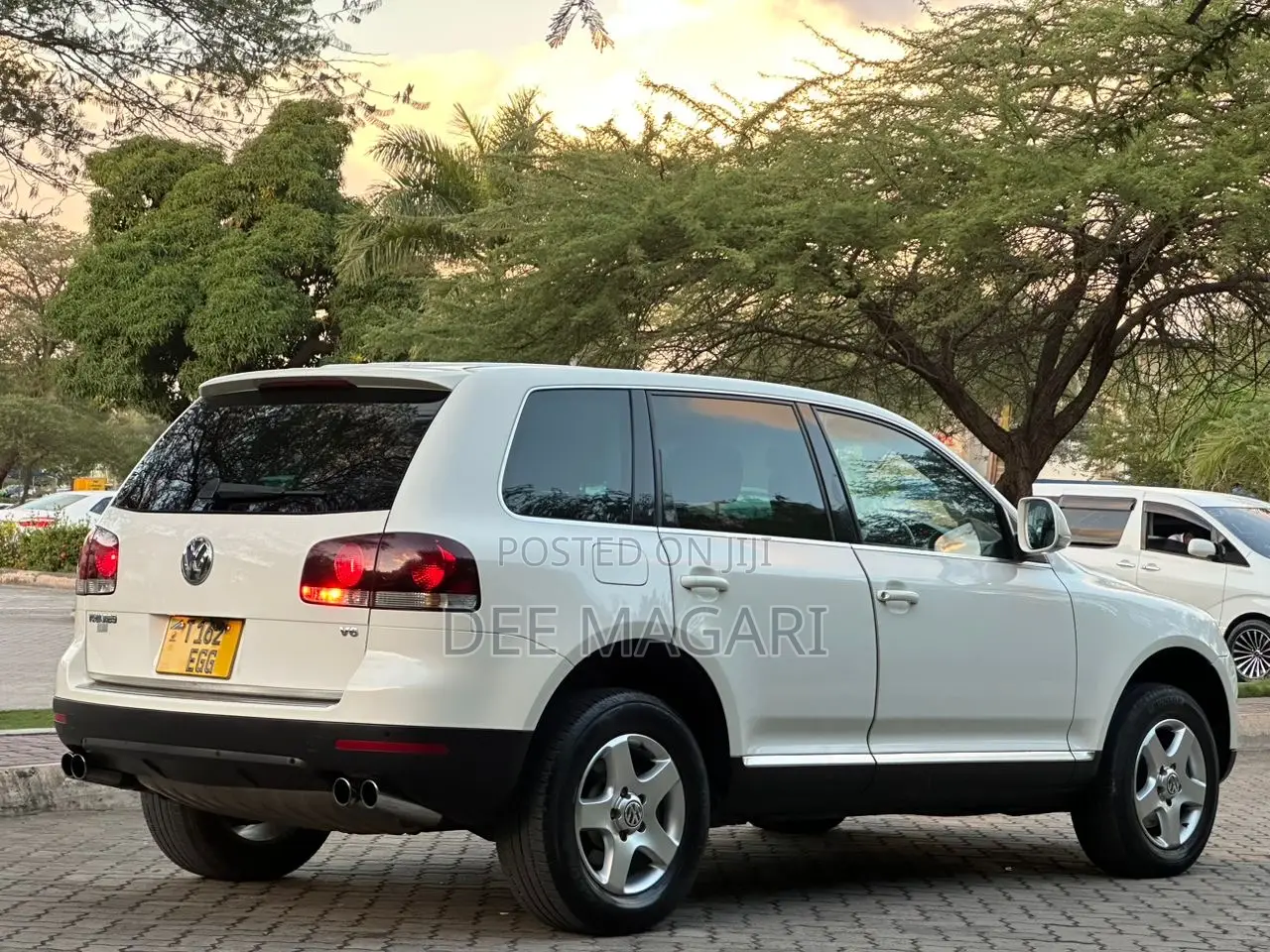 Volkswagen Touareg V6 TDI 2010 White